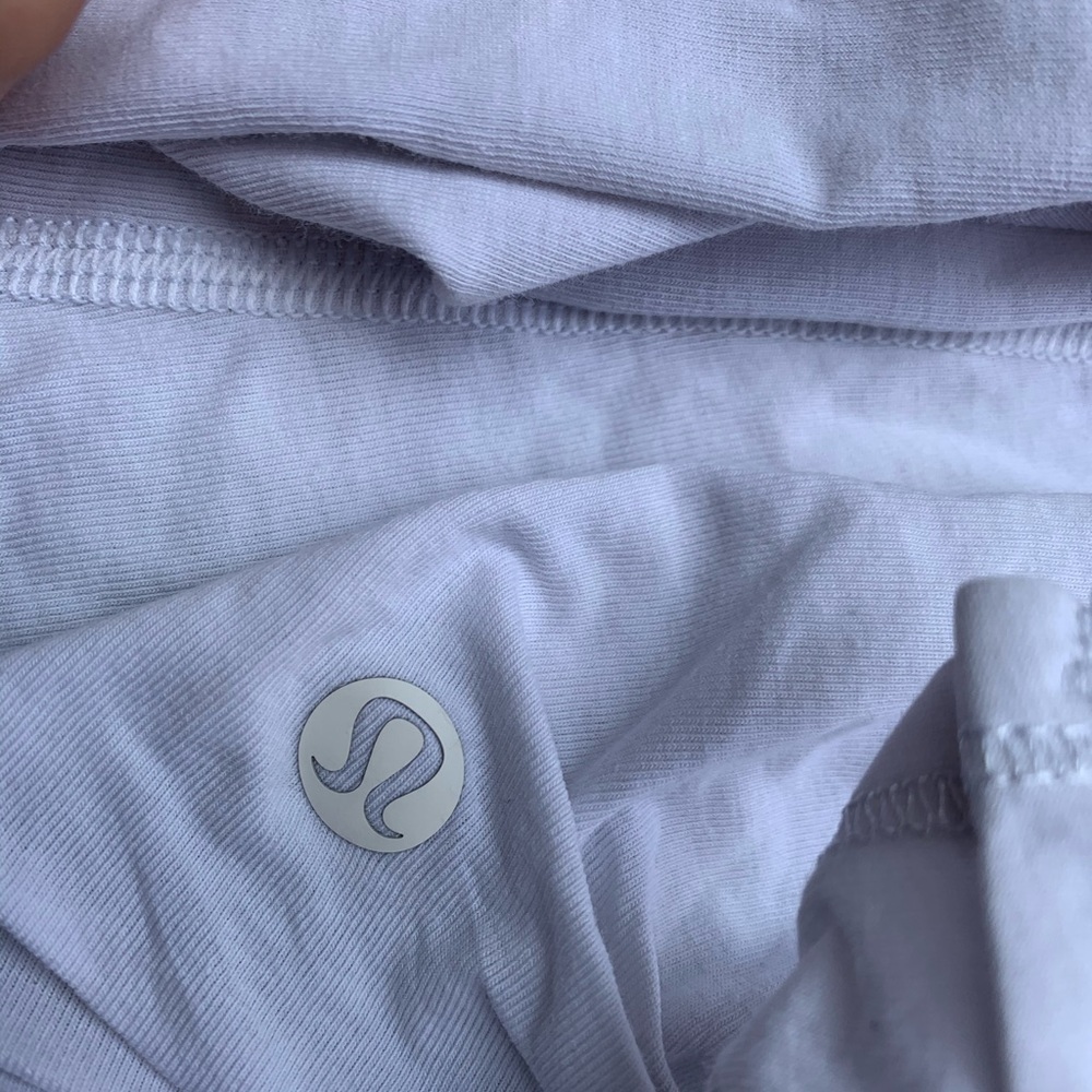 TWO it’s a tie lululemon tank bundle - Picture 3 of 4